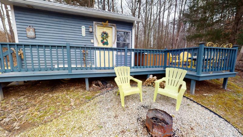 Dog Friendly Cabin Hocking Hills