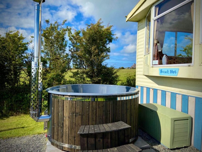 Dog Friendly Holidays With Hot Tub Near Beach